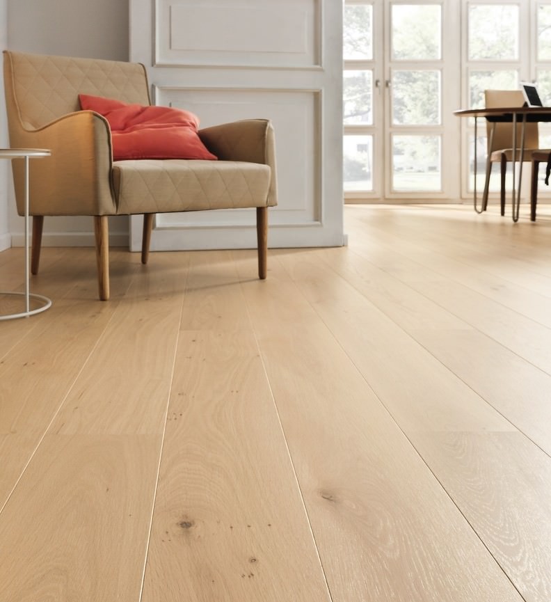  haro parkett landhausdiele 180 2v eiche lichtweiss markant strukturiert int02